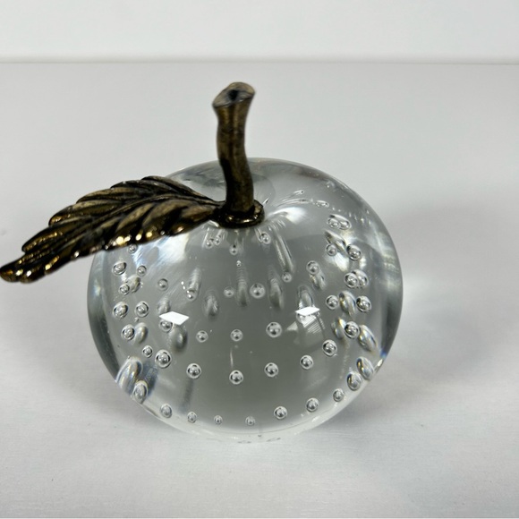 Clear Glass Apple Paperweight W/Brass Stem & Leaf Controlled Bubbles Vintage - Picture 4 of 6